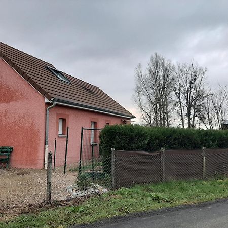 Maison A La Campagne A 2Km Du Circuit De Bresse Sagy  Exterior foto